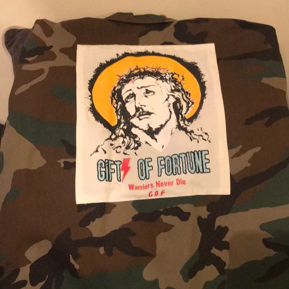 Camo button down shirt - Picture 2 of 5